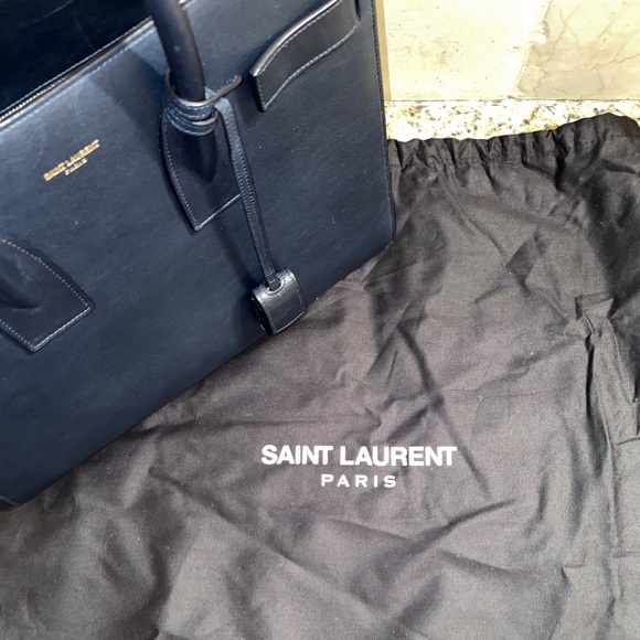 Saint Laurent Handbag - Picture 5 of 6